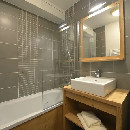 Club Mmv Le Coeur Des Loges Aparthotel 4*