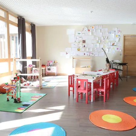 Aparthotel Club Mmv Le Coeur Des Loges 4*